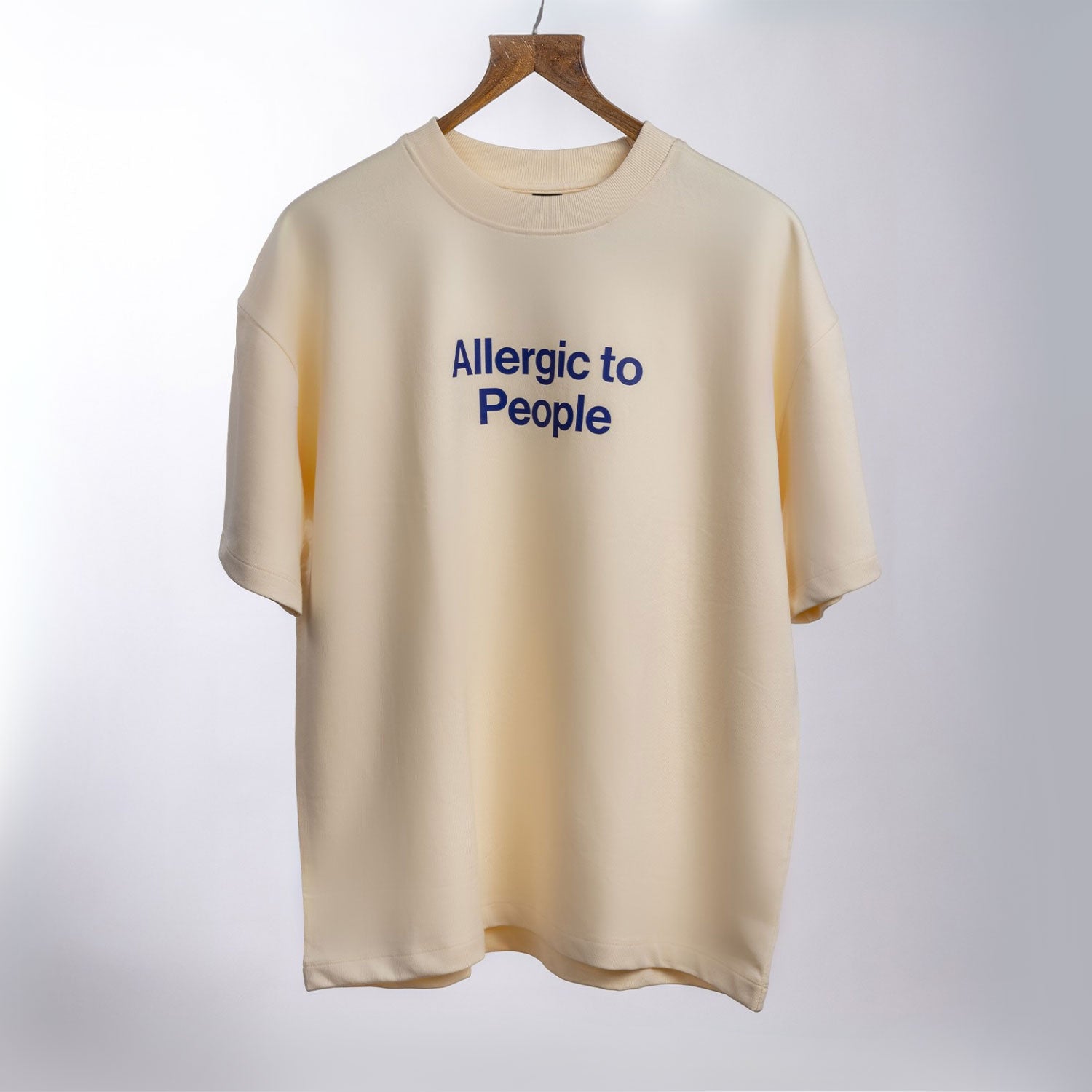 Allergic to people Oversized Unisex Tee