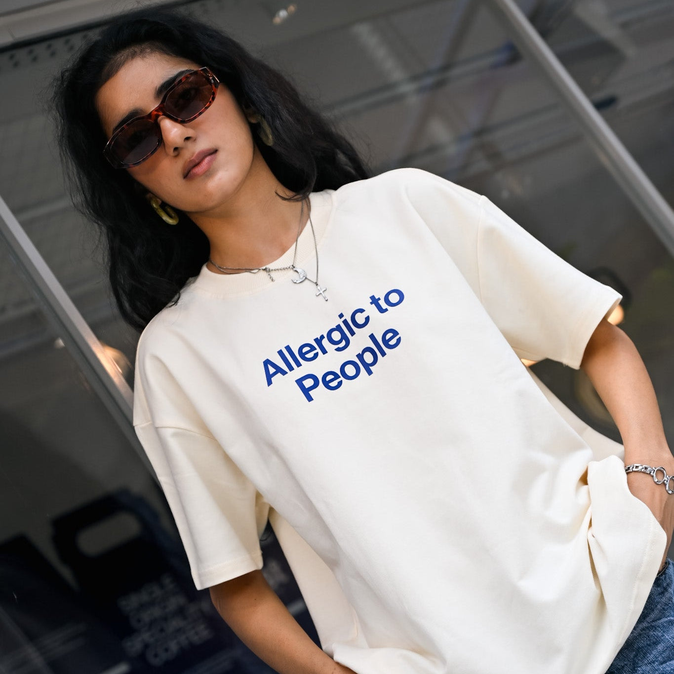 Allergic to people Oversized Unisex Tee